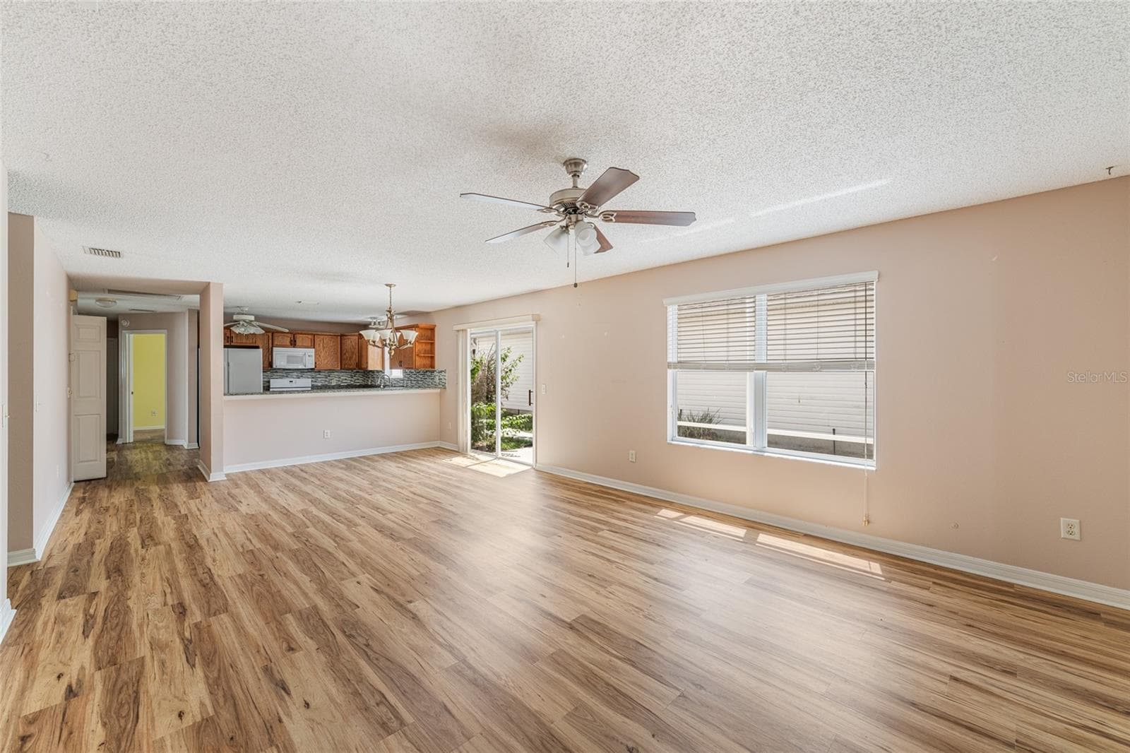 Villa at 8932 SE 168 SEDGWICK PL, THE VILLAGES, photo 3 of 36