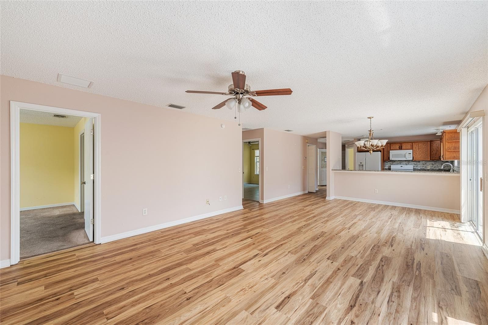 Villa at 8932 SE 168 SEDGWICK PL, THE VILLAGES, photo 10 of 36