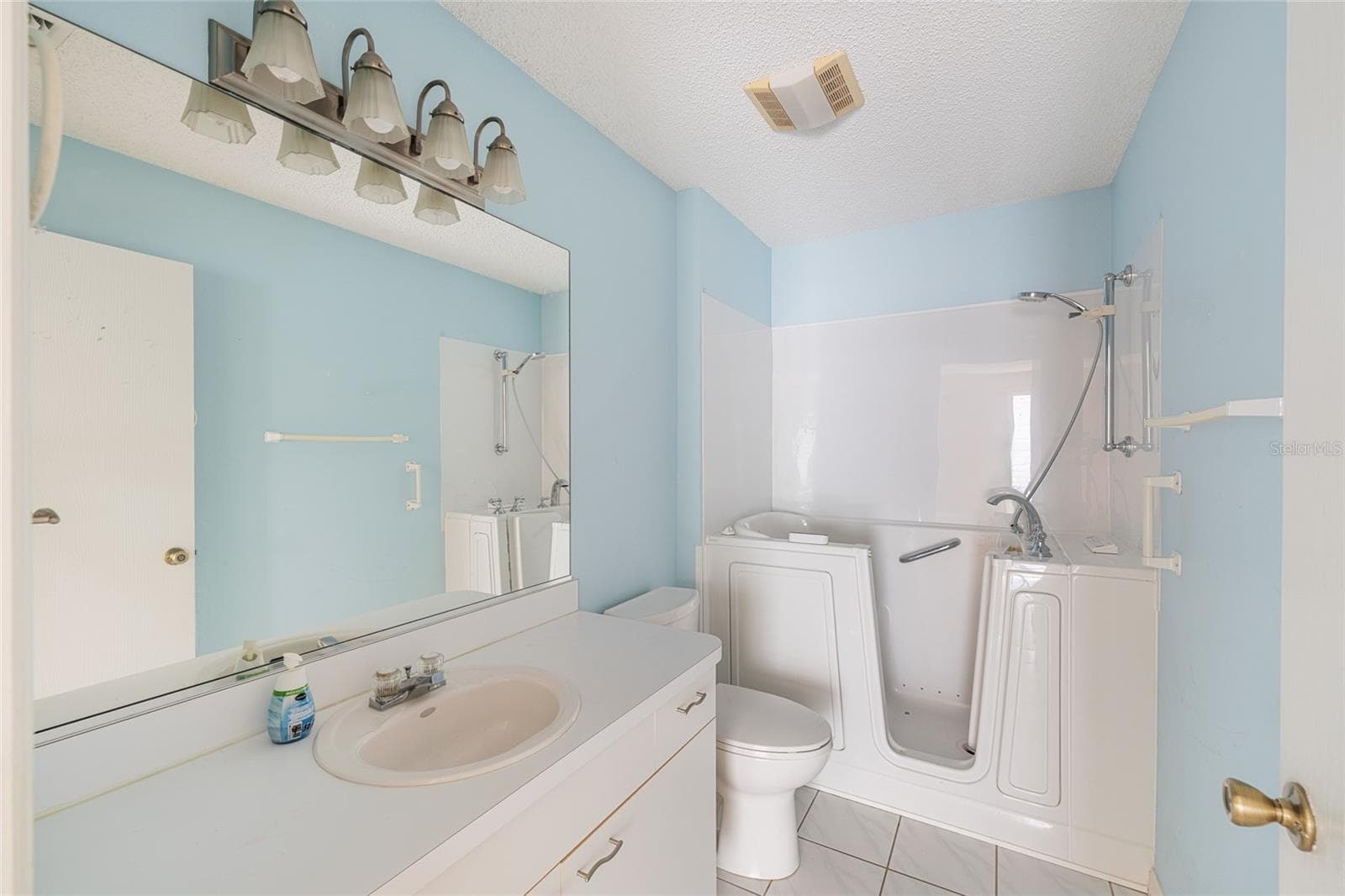 Villa at 8932 SE 168 SEDGWICK PL, THE VILLAGES, photo 27 of 36