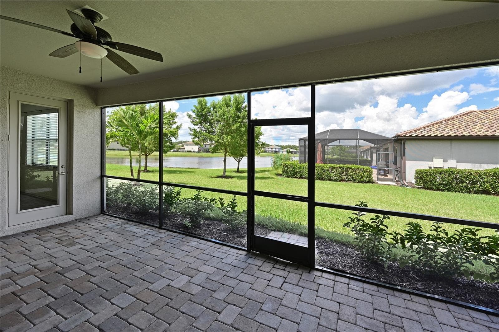 Single Family Residence at 11525 AUTUMN LEAF WAY, BRADENTON, photo 27 of 34