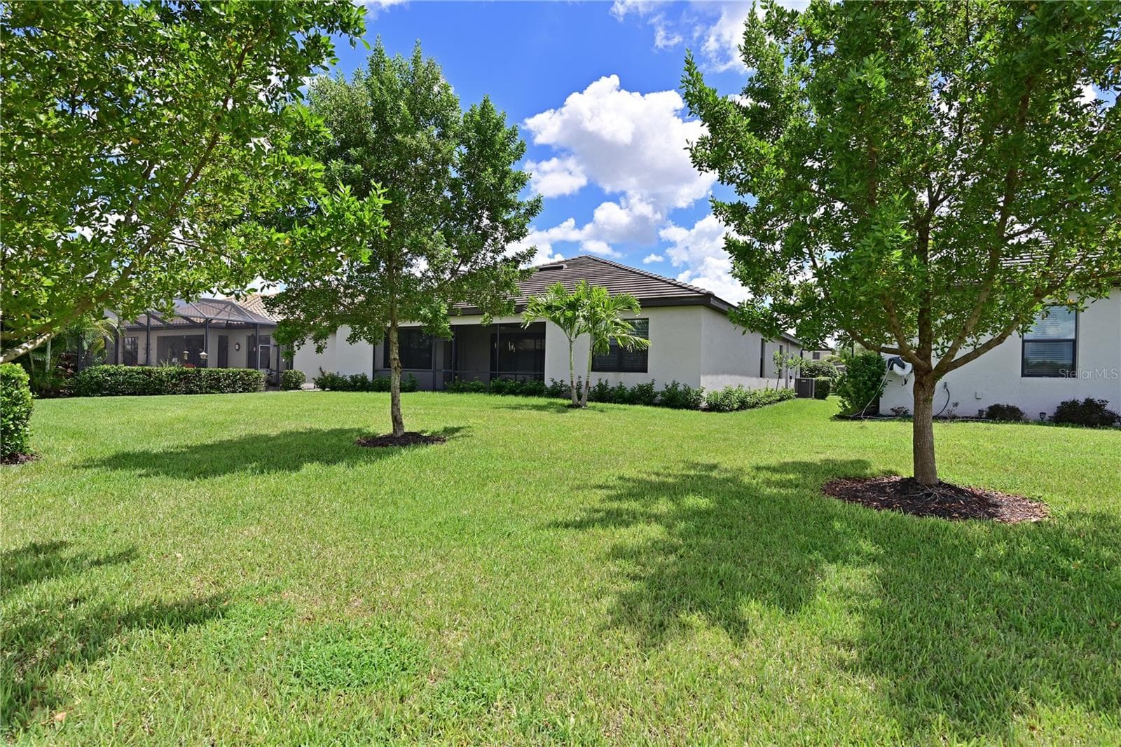 Single Family Residence at 11525 AUTUMN LEAF WAY, BRADENTON, photo 28 of 34