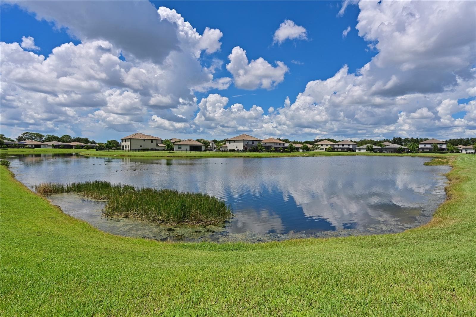 Single Family Residence at 11525 AUTUMN LEAF WAY, BRADENTON, photo 29 of 34