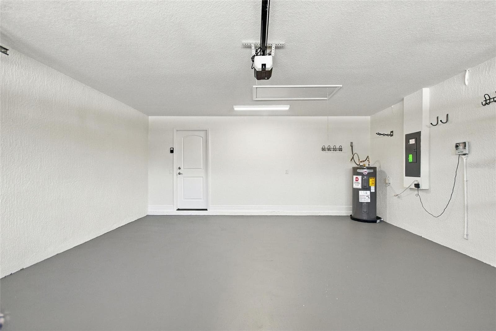 Single Family Residence at 221 MANDOLIN DR, WINTER HAVEN, photo 33 of 46