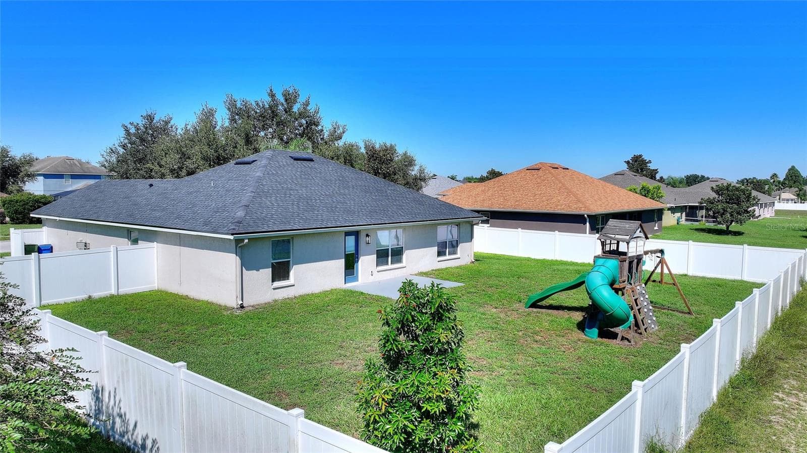 Single Family Residence at 221 MANDOLIN DR, WINTER HAVEN, photo 36 of 46