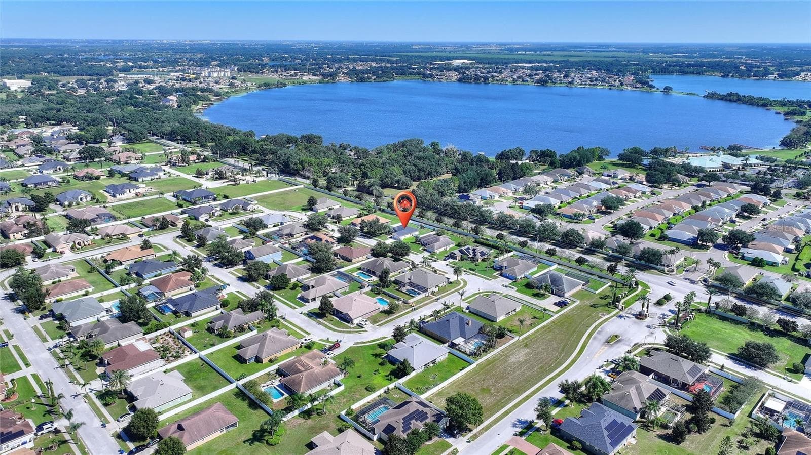 Single Family Residence at 221 MANDOLIN DR, WINTER HAVEN, photo 38 of 46
