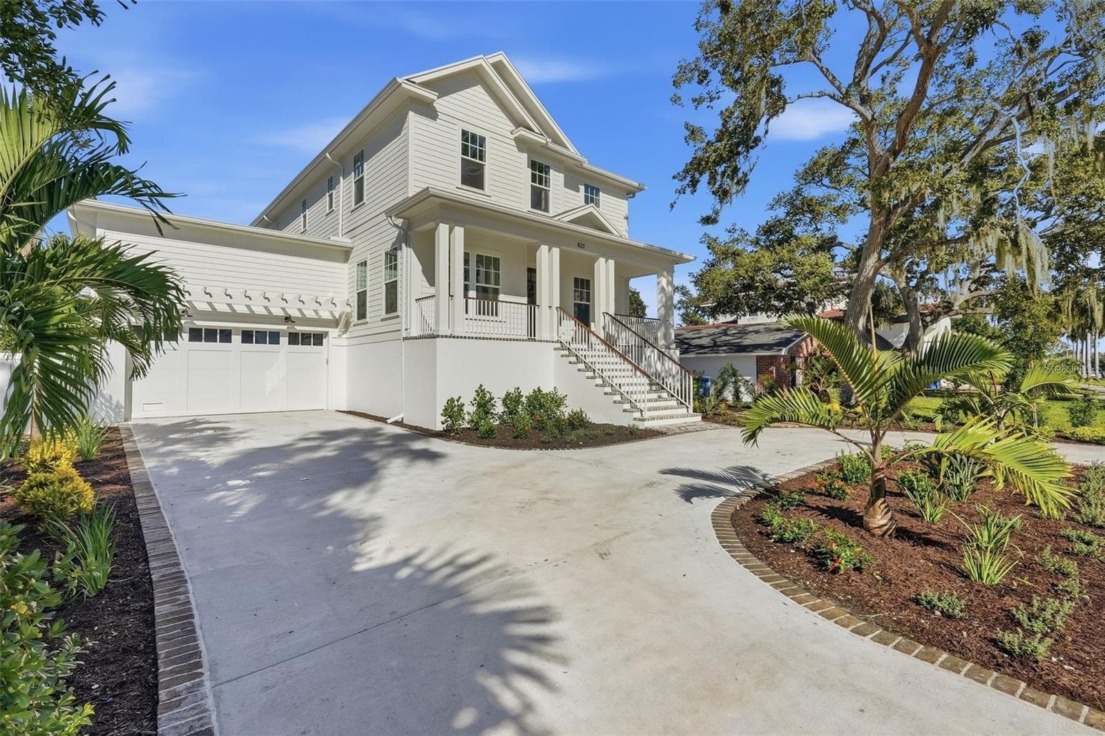 822 SNELL ISLE BLVD NE