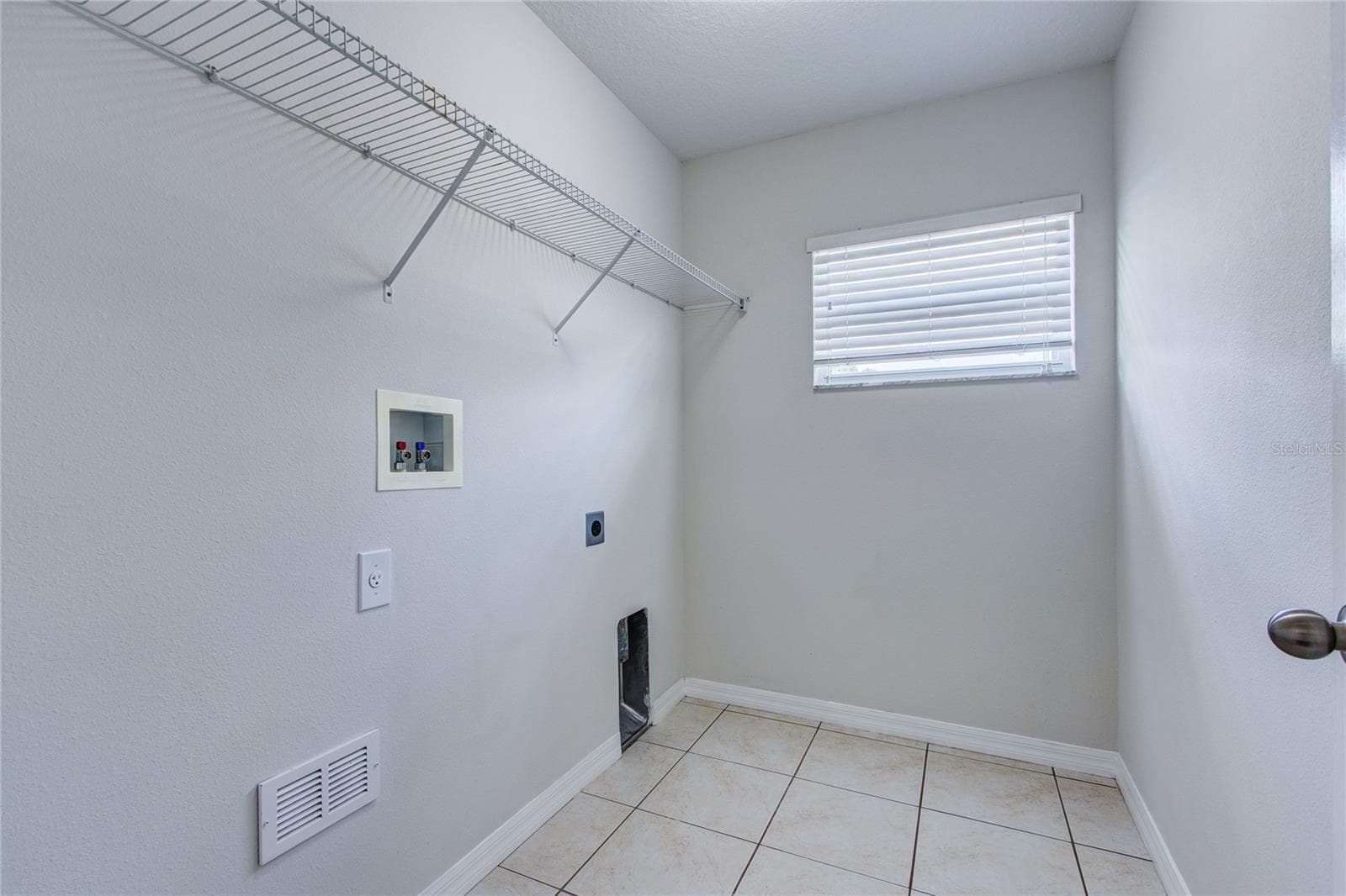 Single Family Residence at 3323 WHITLEY BAY CT, LAND O LAKES, photo 29 of 99