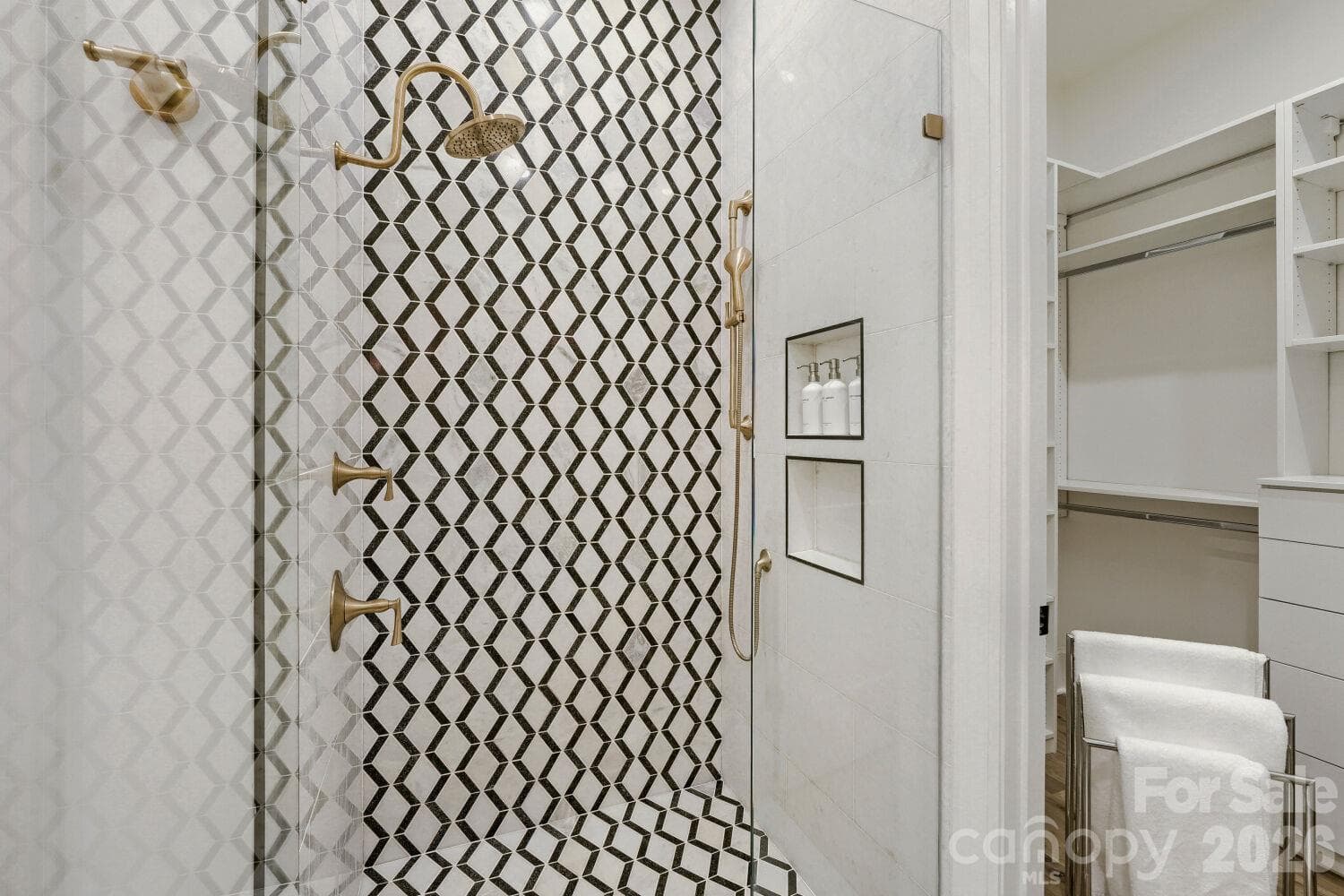 Townhouse at 1329 Bywood Lane, Charlotte, photo 17 of 32