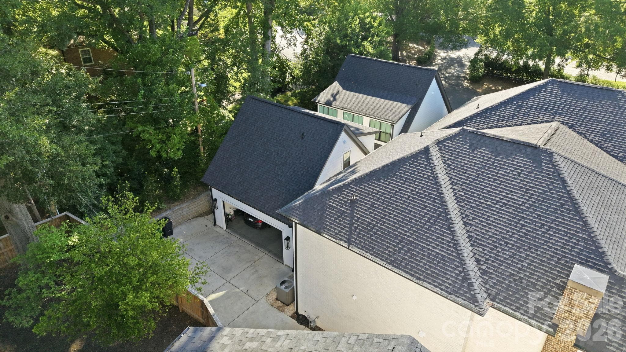 Townhouse at 1329 Bywood Lane, Charlotte, photo 29 of 32