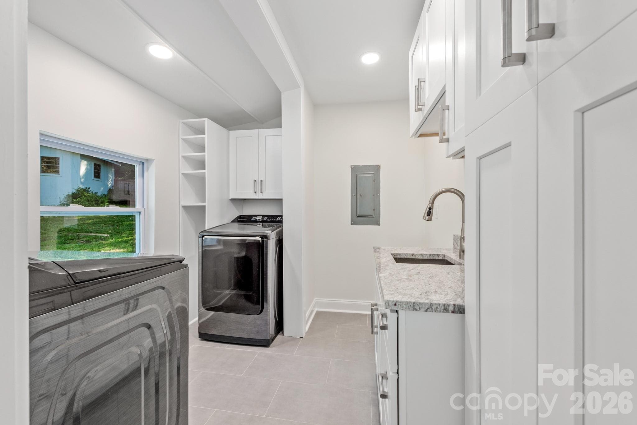 Single Family Residence at 721 Rome Court, Charlotte, photo 14 of 30