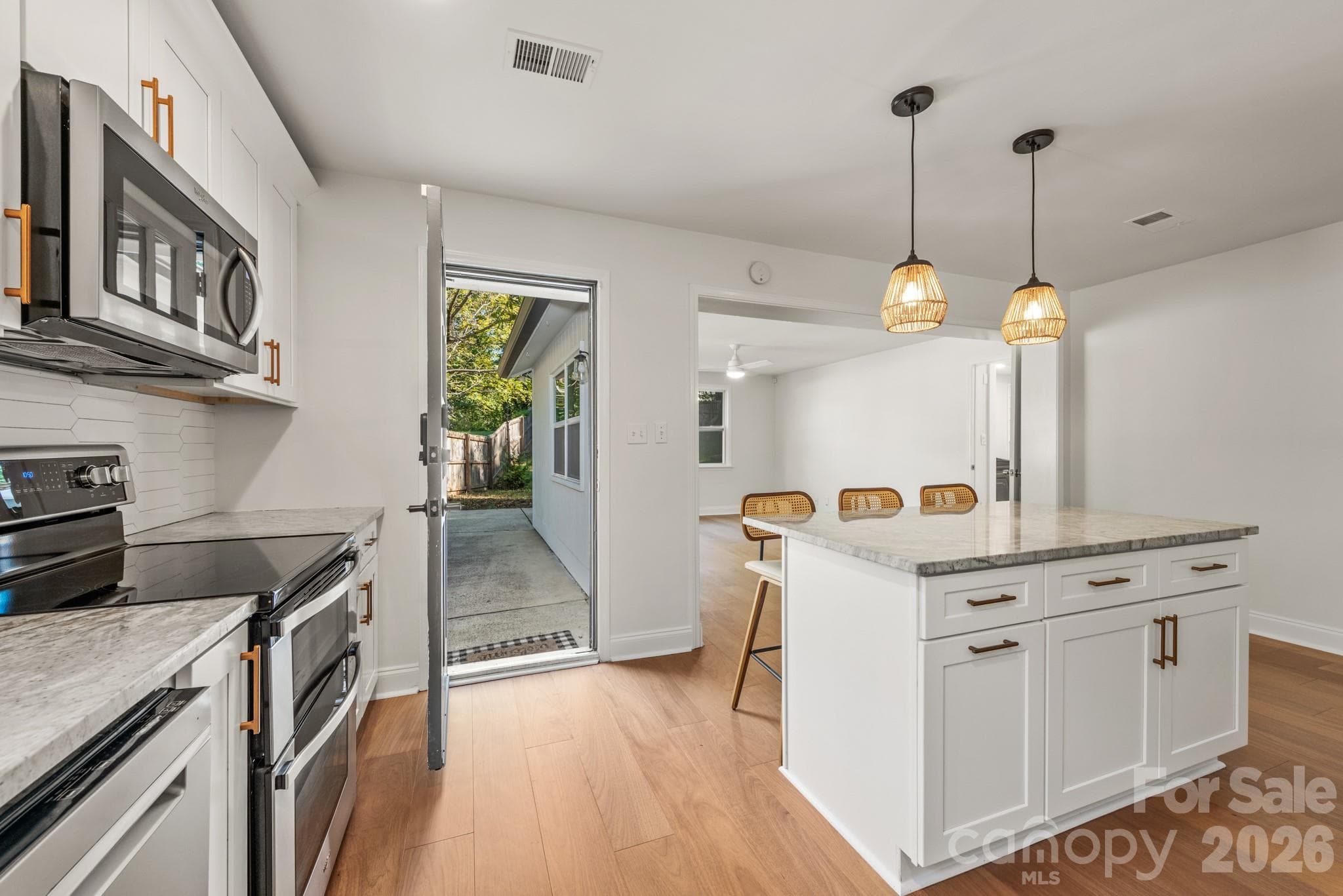 Single Family Residence at 721 Rome Court, Charlotte, photo 25 of 30