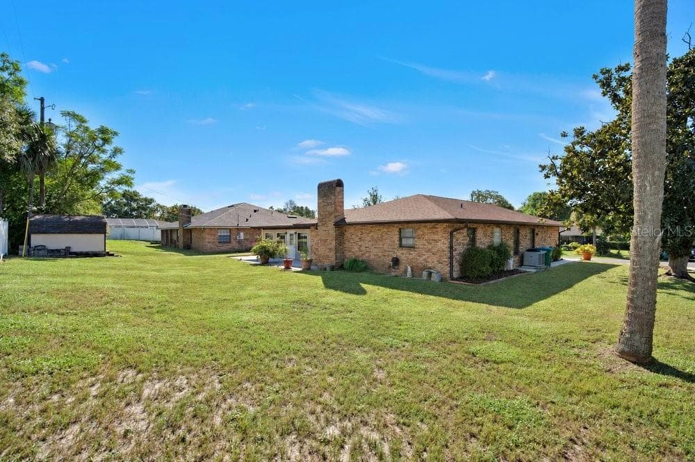 Backyard - 902 VICKSBURG STREET ST, DELTONA