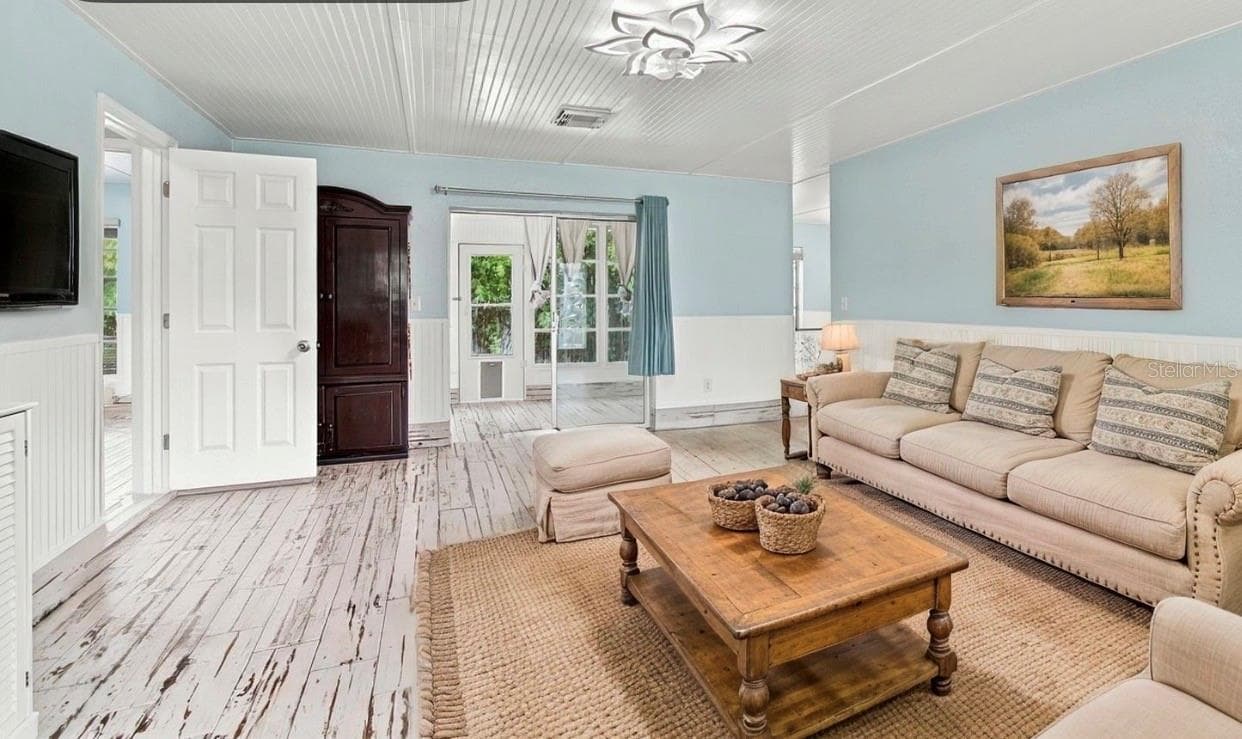 Single Family Residence at 3031 MUIR ST, HOLIDAY, photo 8 of 53