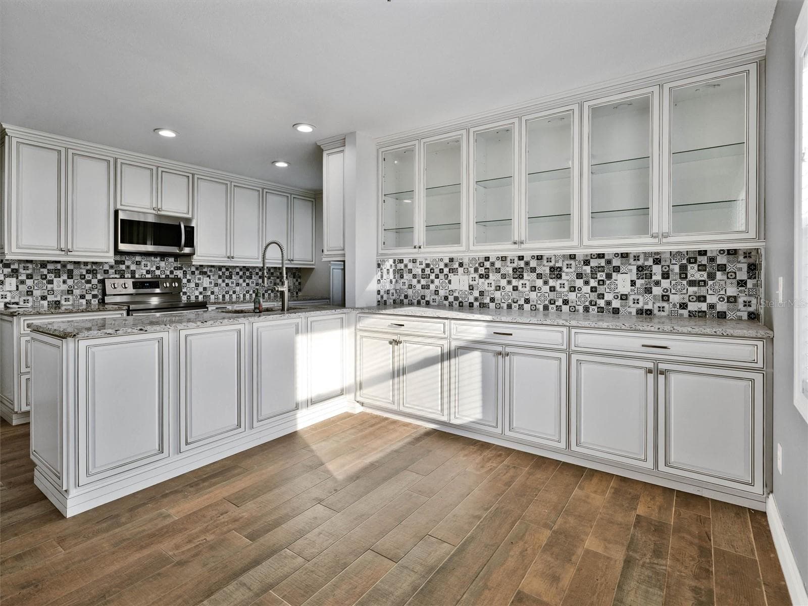 Single Family Residence at 1879 KAMLER AVE, ORLANDO, photo 5 of 43