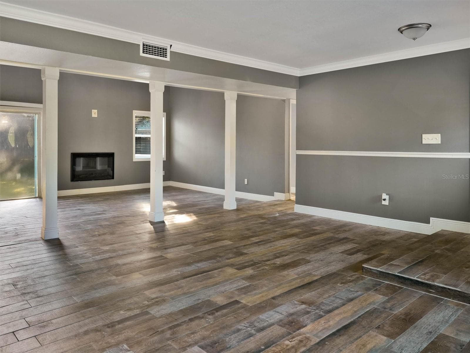 Single Family Residence at 1879 KAMLER AVE, ORLANDO, photo 6 of 43
