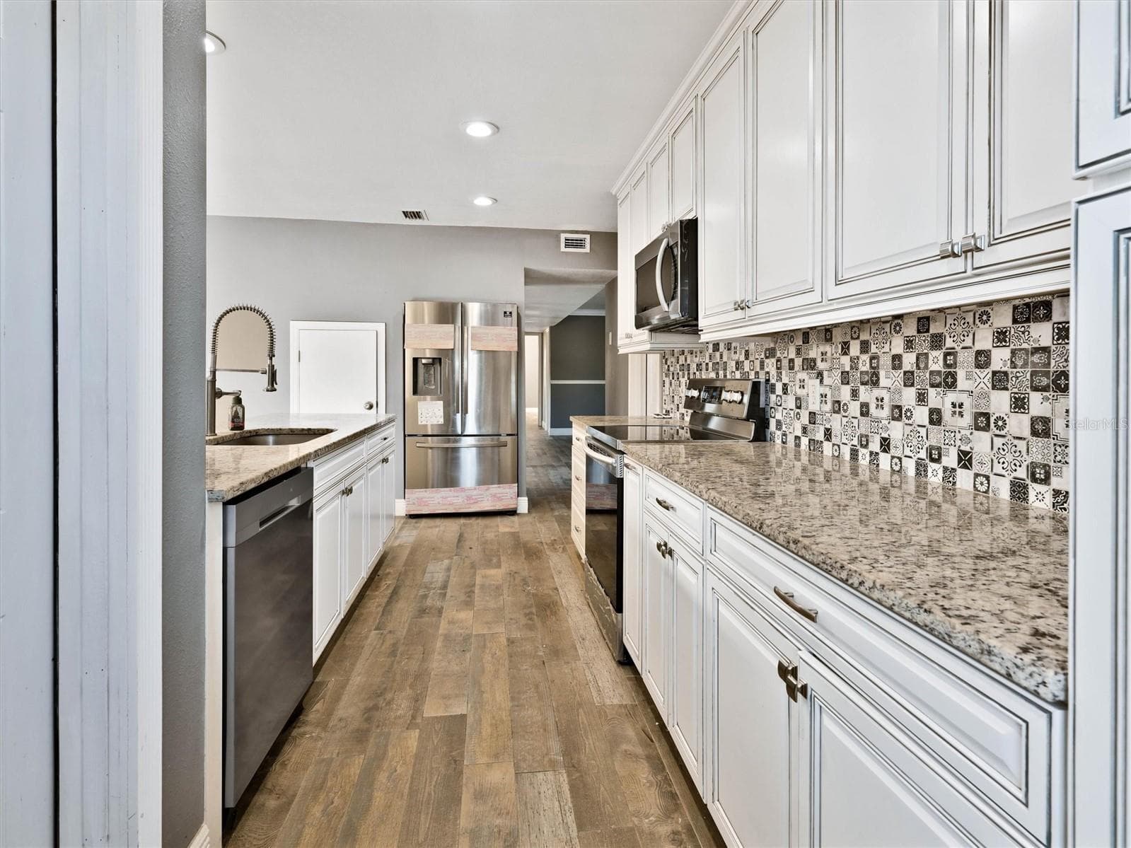 Single Family Residence at 1879 KAMLER AVE, ORLANDO, photo 8 of 43