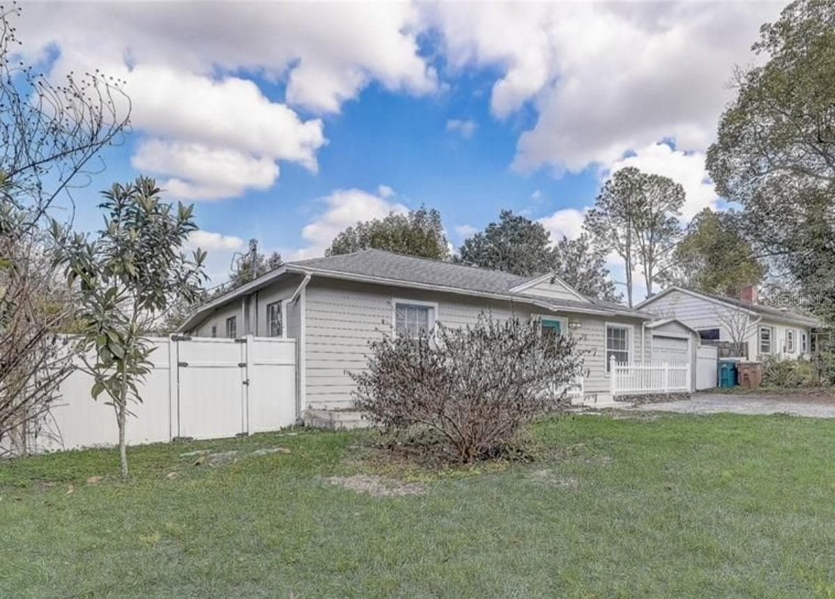 Single Family Residence at 1129 NE 12TH ST, OCALA, photo 29 of 34