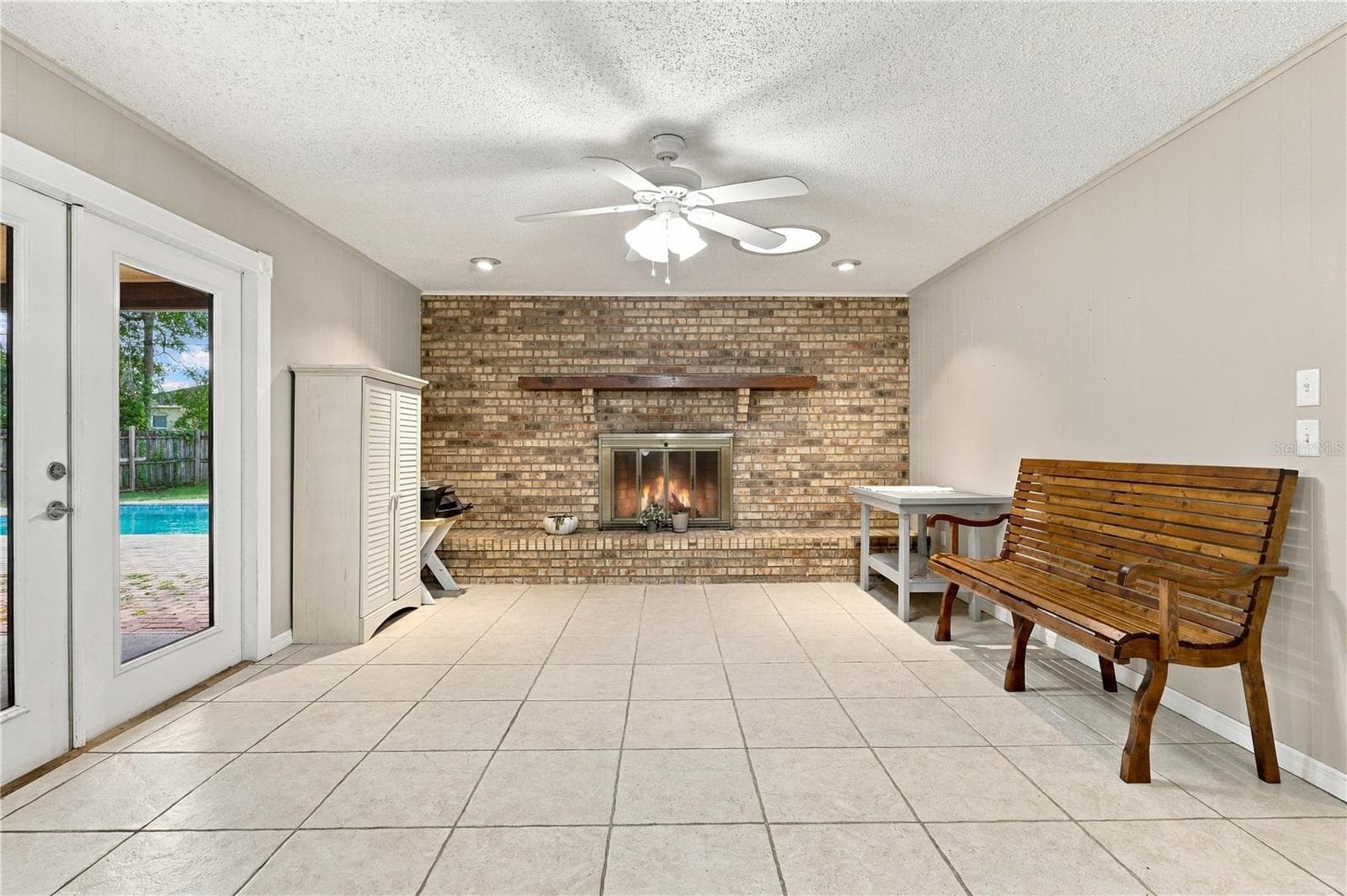 Family Room - 2020 ALDORO TER, DELTONA