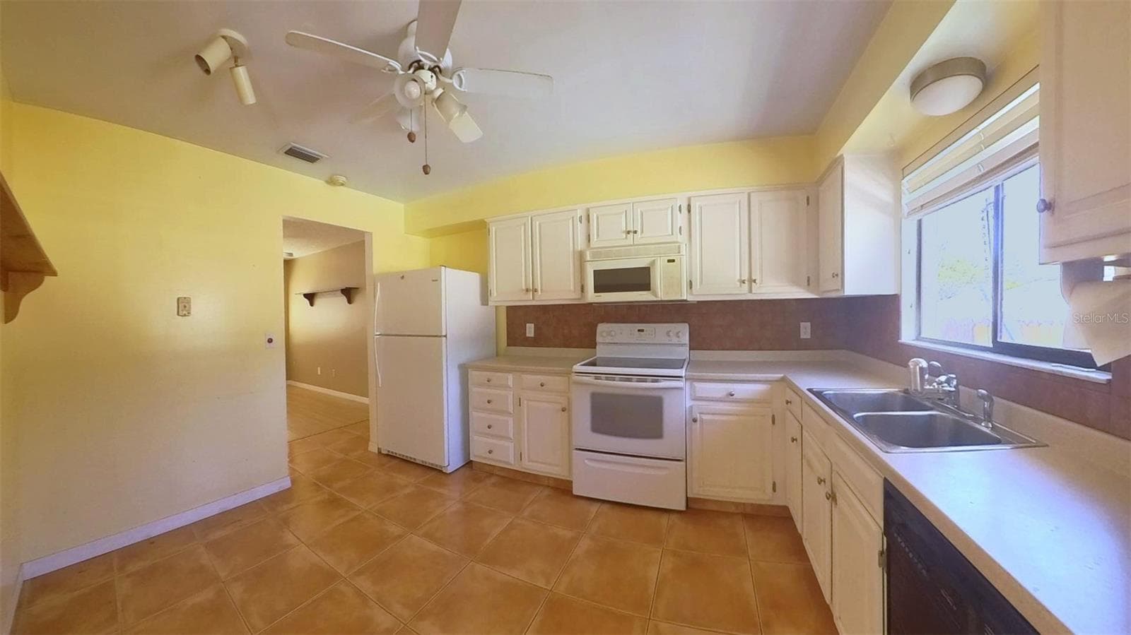 Kitchen - 108 TIPPERARY DR, LAKE MARY