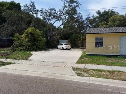 Quadruplex at 1139 40TH ST S, ST PETERSBURG, photo 7 of 19