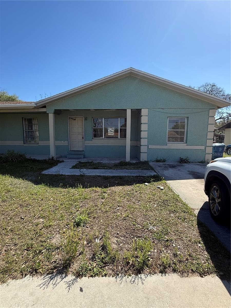 Duplex at 2109 N 13TH ST N, HAINES CITY, photo 12 of 20