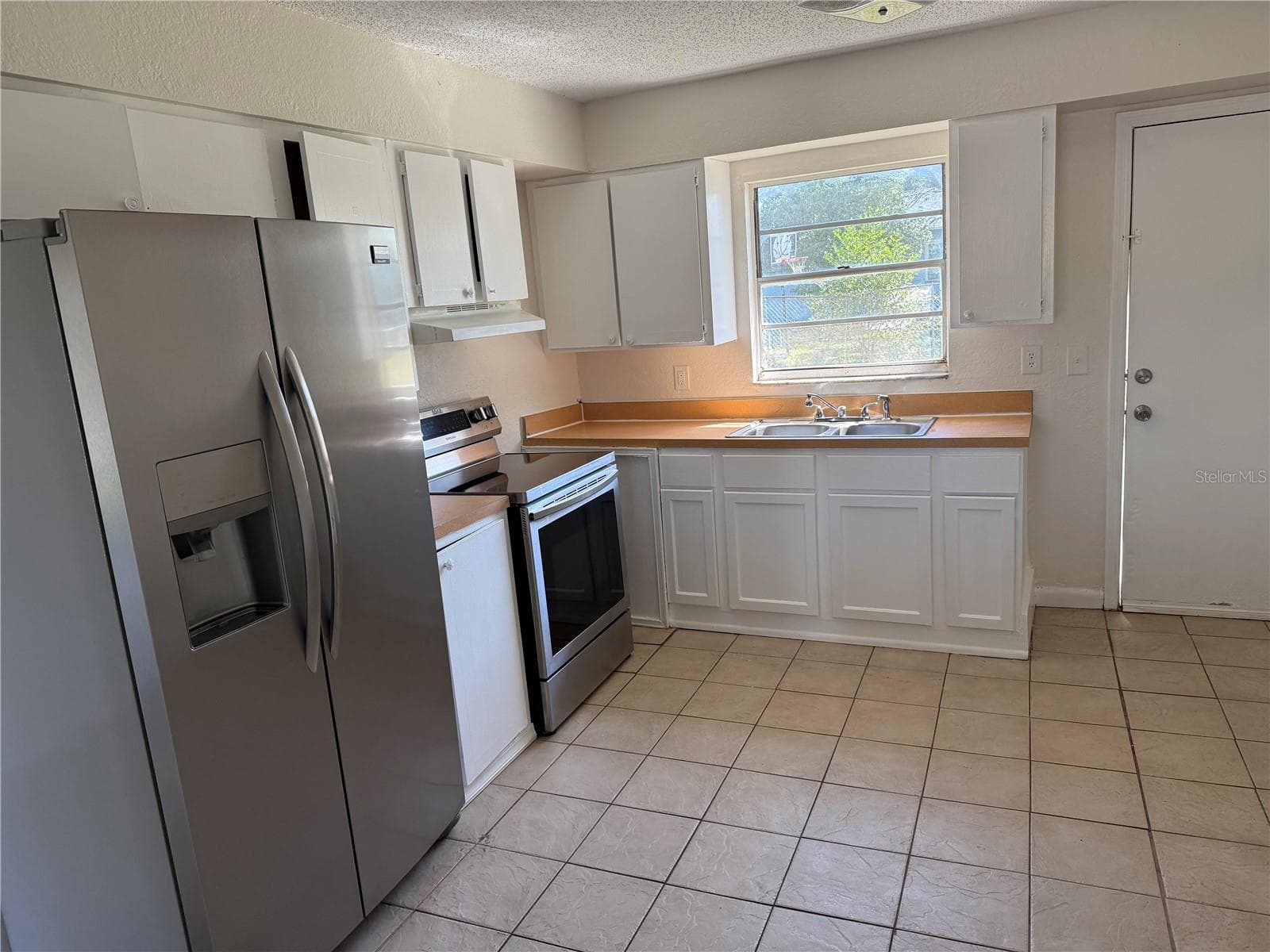 Duplex at 2109 N 13TH ST N, HAINES CITY, photo 16 of 20