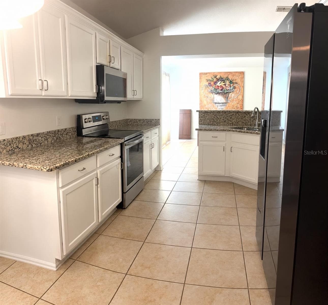 Single Family Residence at 304 MARION OAKS TRL, OCALA, photo 6 of 41