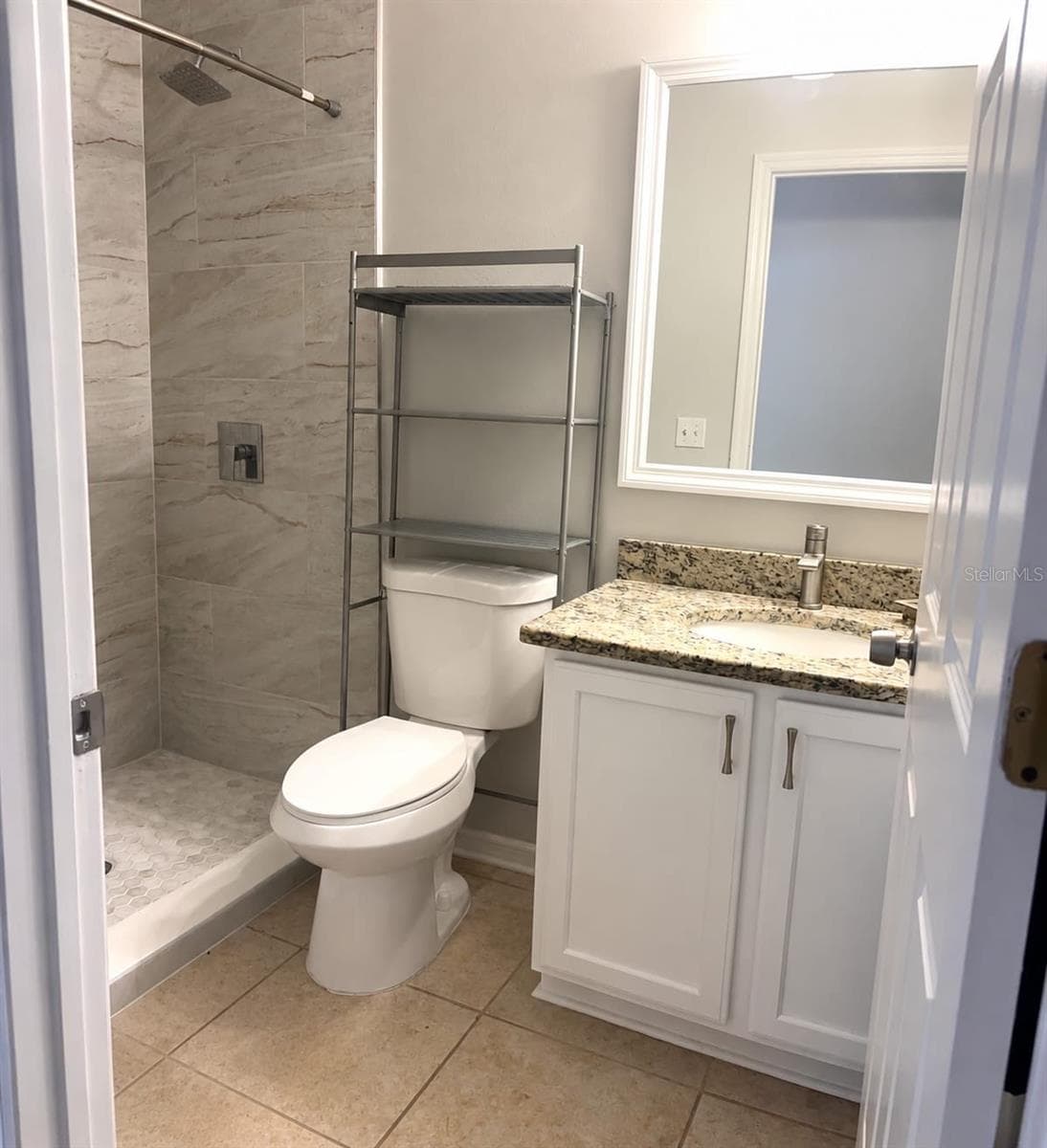 guest bathroom - 304 MARION OAKS TRL, OCALA