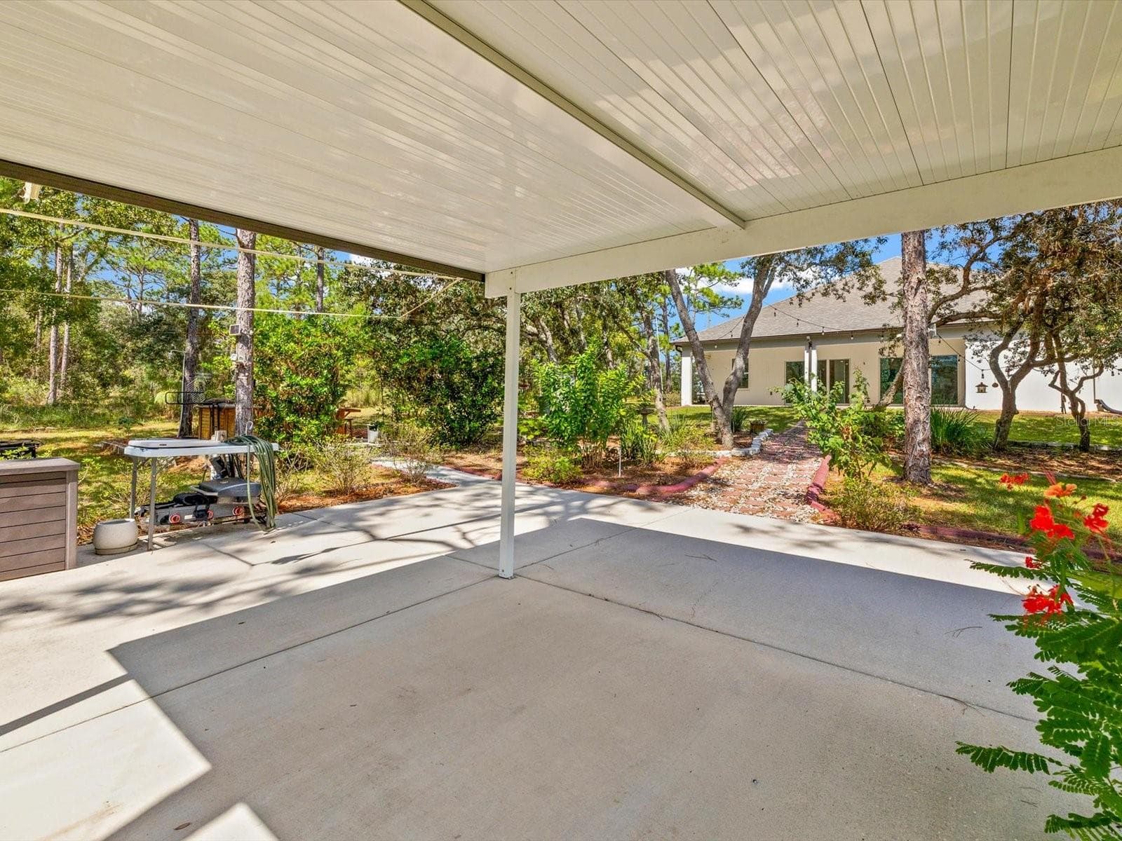 back covered patio - 6337 NODOC RD, SPRING HILL