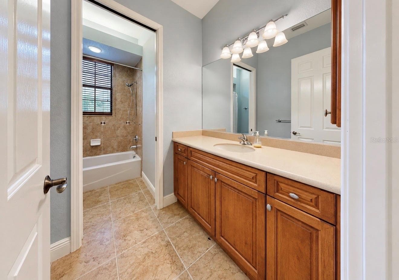 Single Family Residence at 5408 TYBEE ISLAND DR, APOLLO BEACH, photo 46 of 80