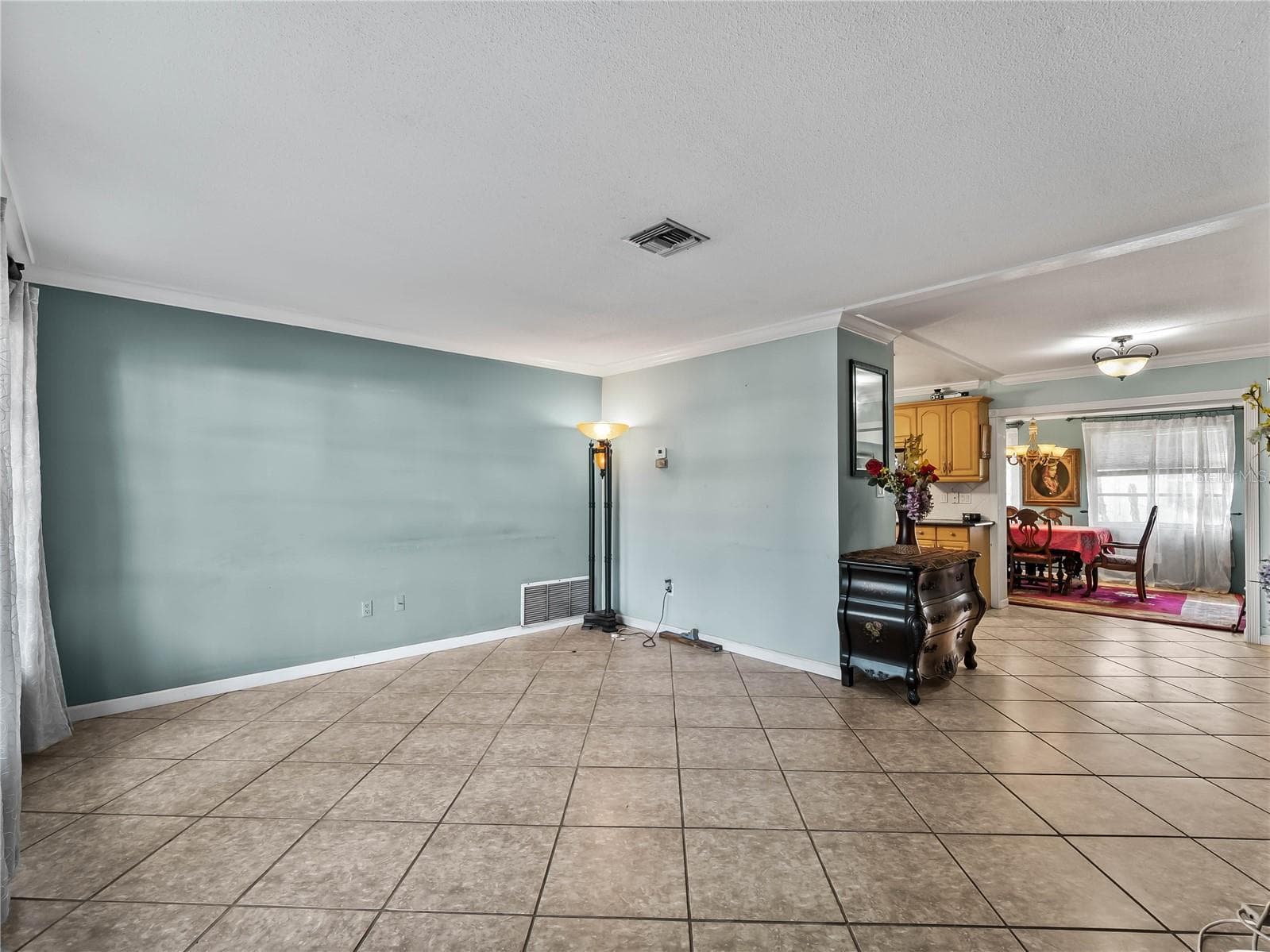 Single Family Residence at 8551 PICKWICK RD, NORTH PORT, photo 9 of 38