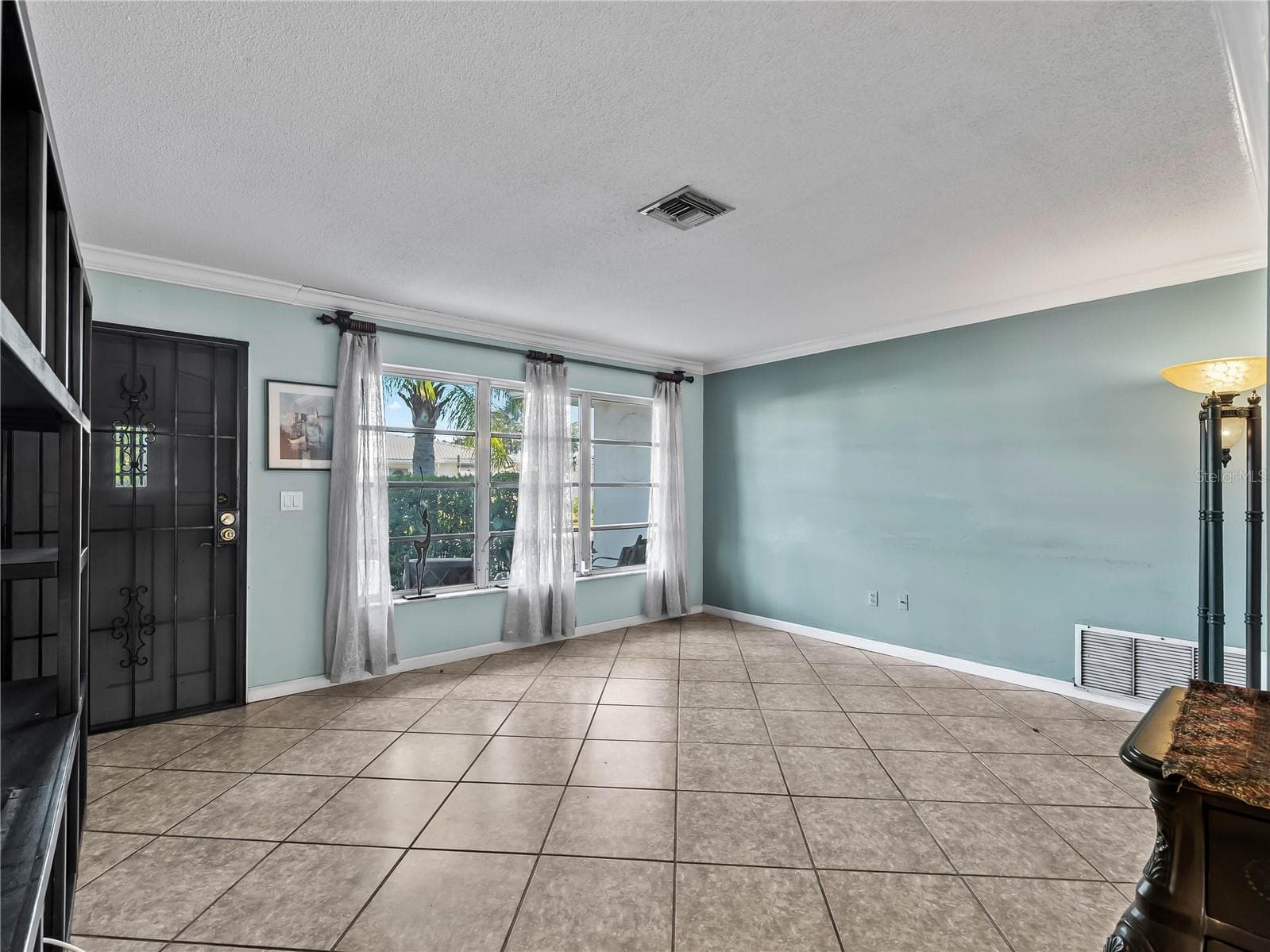 Single Family Residence at 8551 PICKWICK RD, NORTH PORT, photo 11 of 38