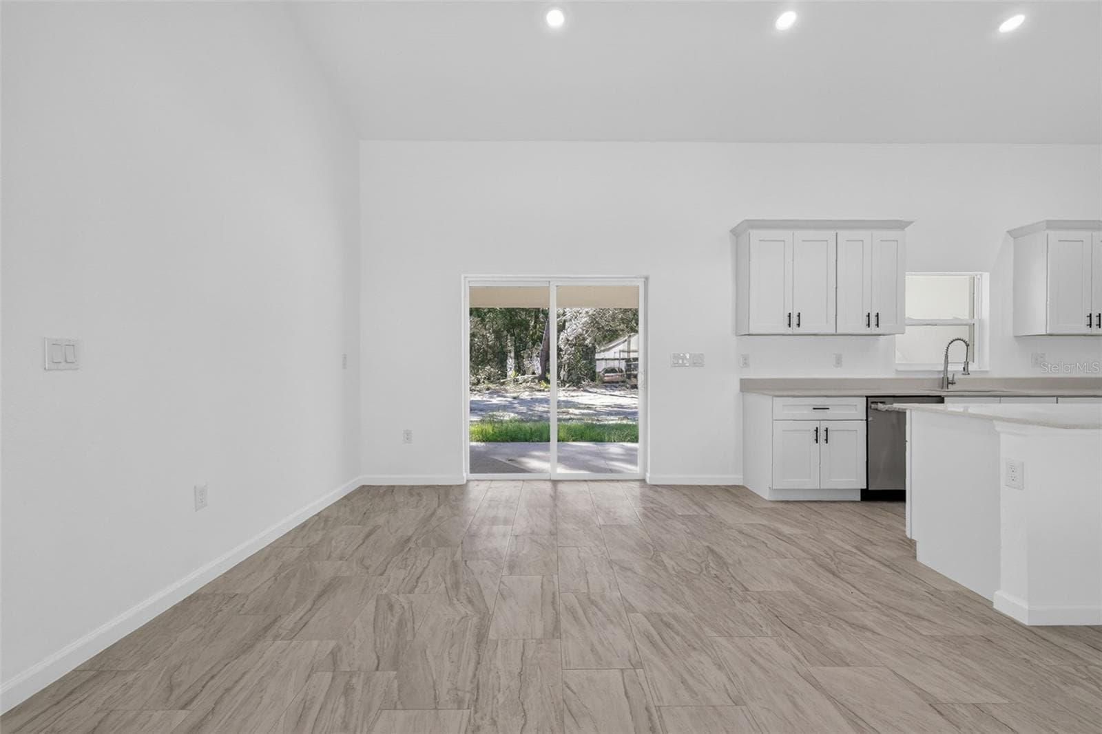 Single Family Residence at 17348 SW 41ST CIR, OCALA, photo 19 of 26