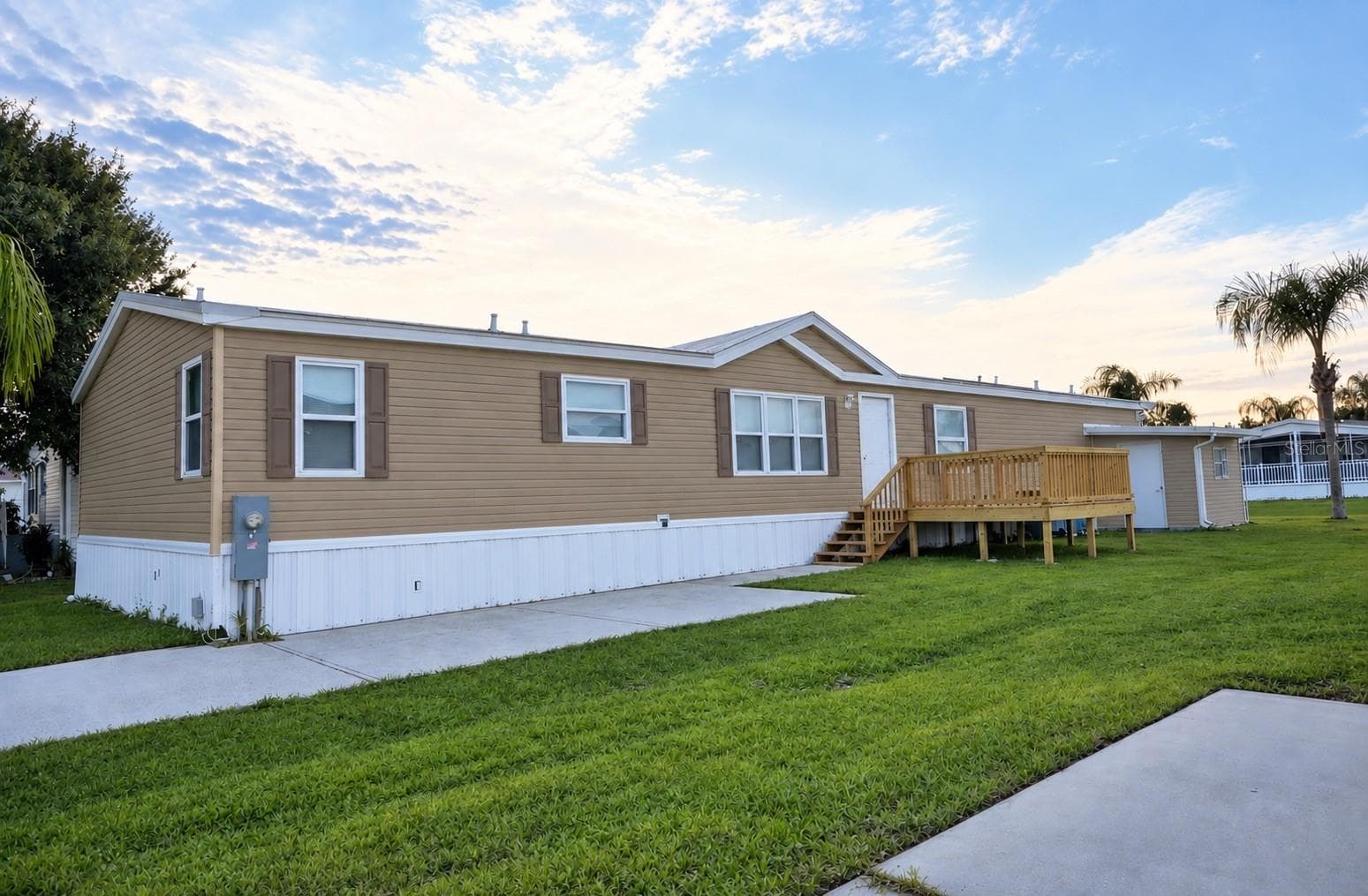 308 EVANDEE CT