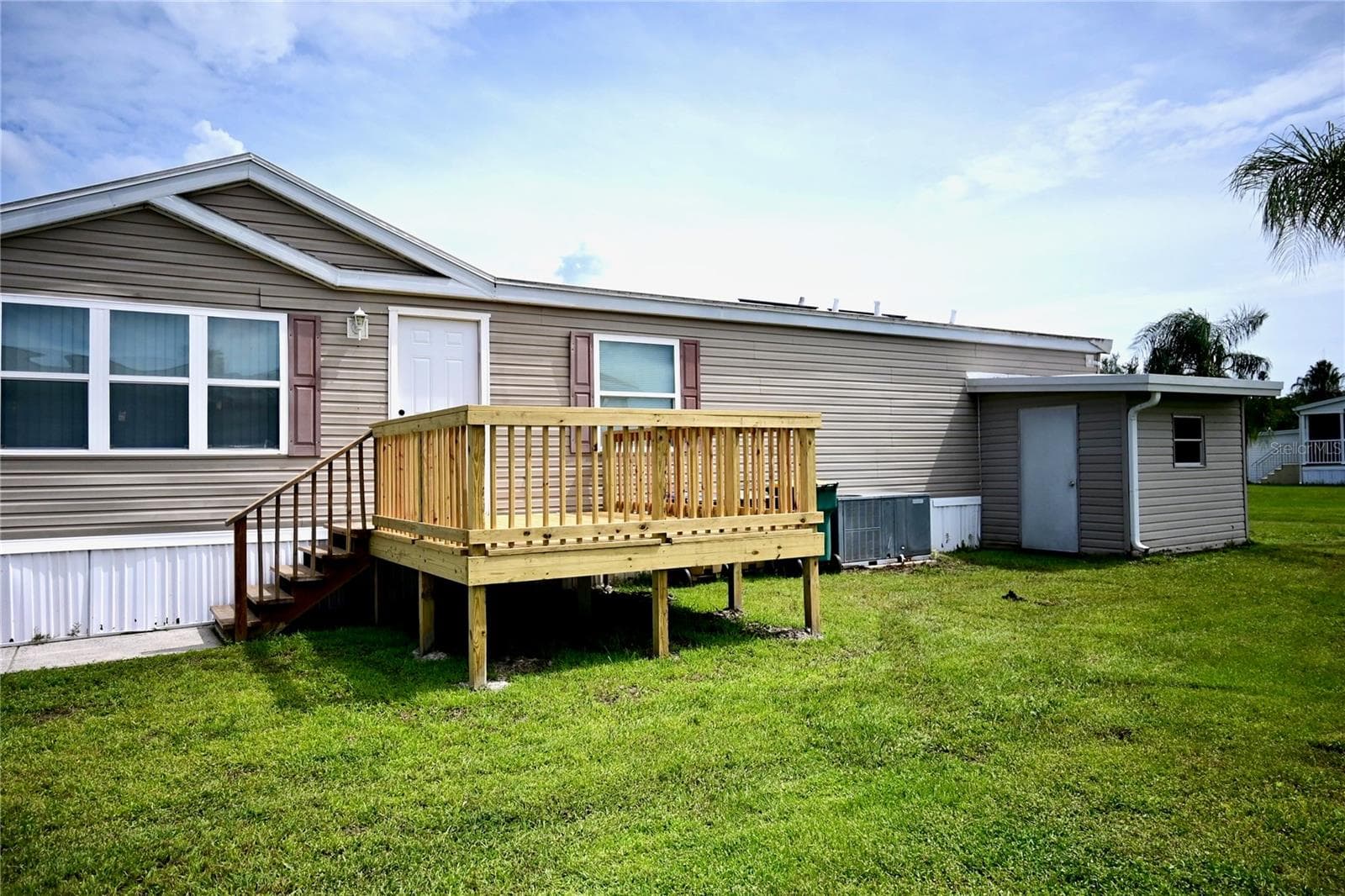 Manufactured Home at 308 EVANDEE CT, KISSIMMEE, photo 2 of 36