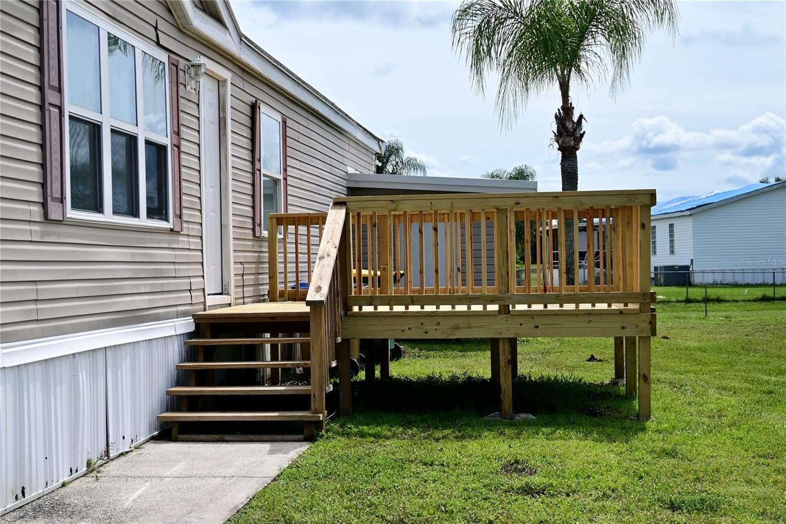 Manufactured Home at 308 EVANDEE CT, KISSIMMEE, photo 3 of 36