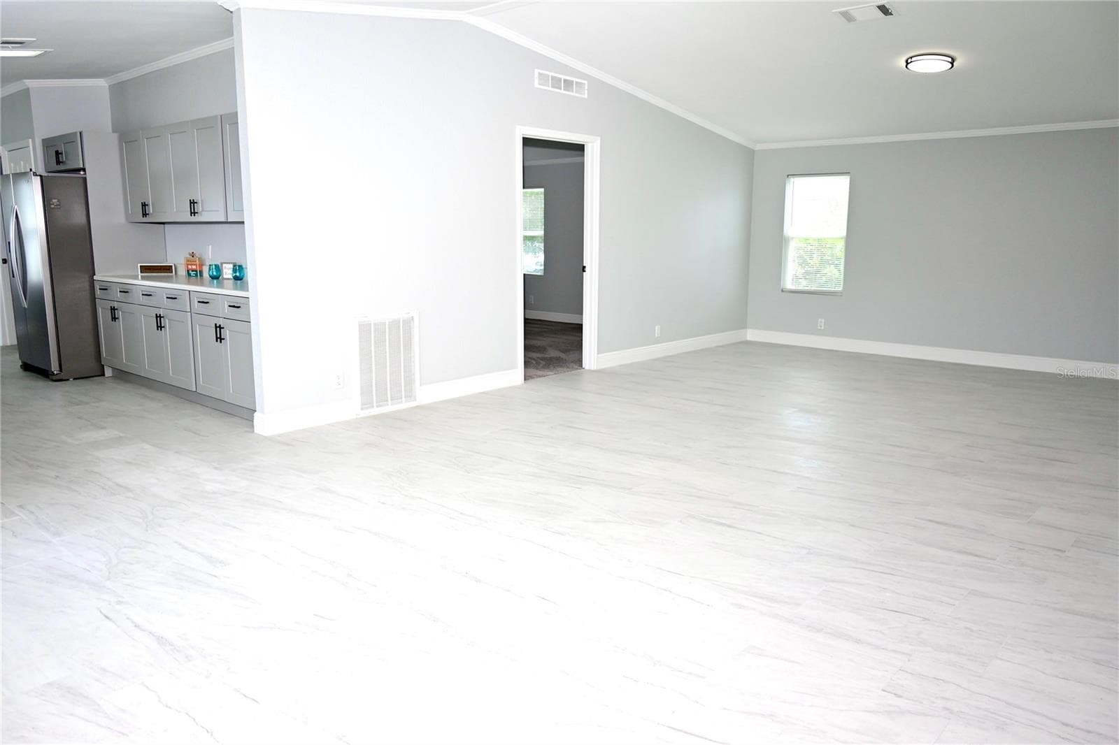 Manufactured Home at 308 EVANDEE CT, KISSIMMEE, photo 14 of 36