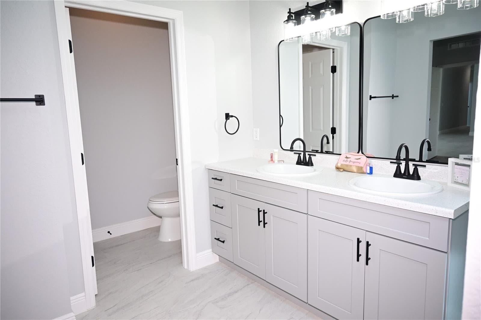 Manufactured Home at 308 EVANDEE CT, KISSIMMEE, photo 19 of 36