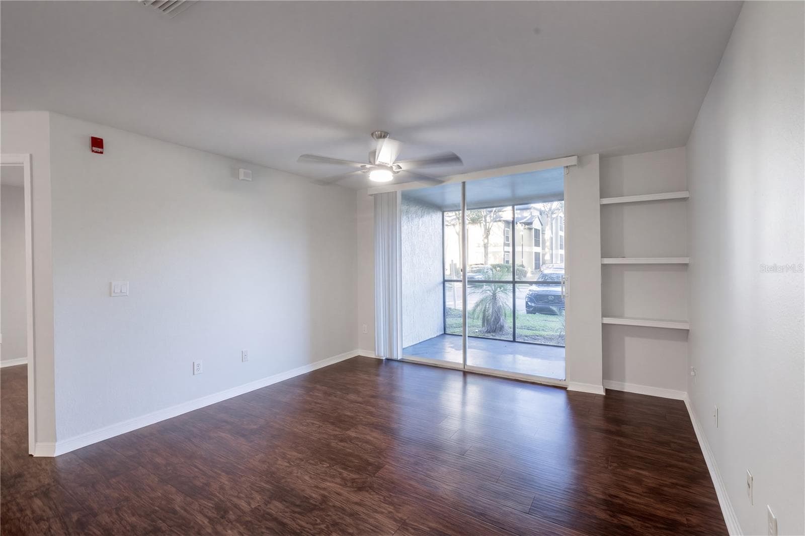 Condominium at 8825 LATREC AVE #6105, ORLANDO, photo 8 of 34