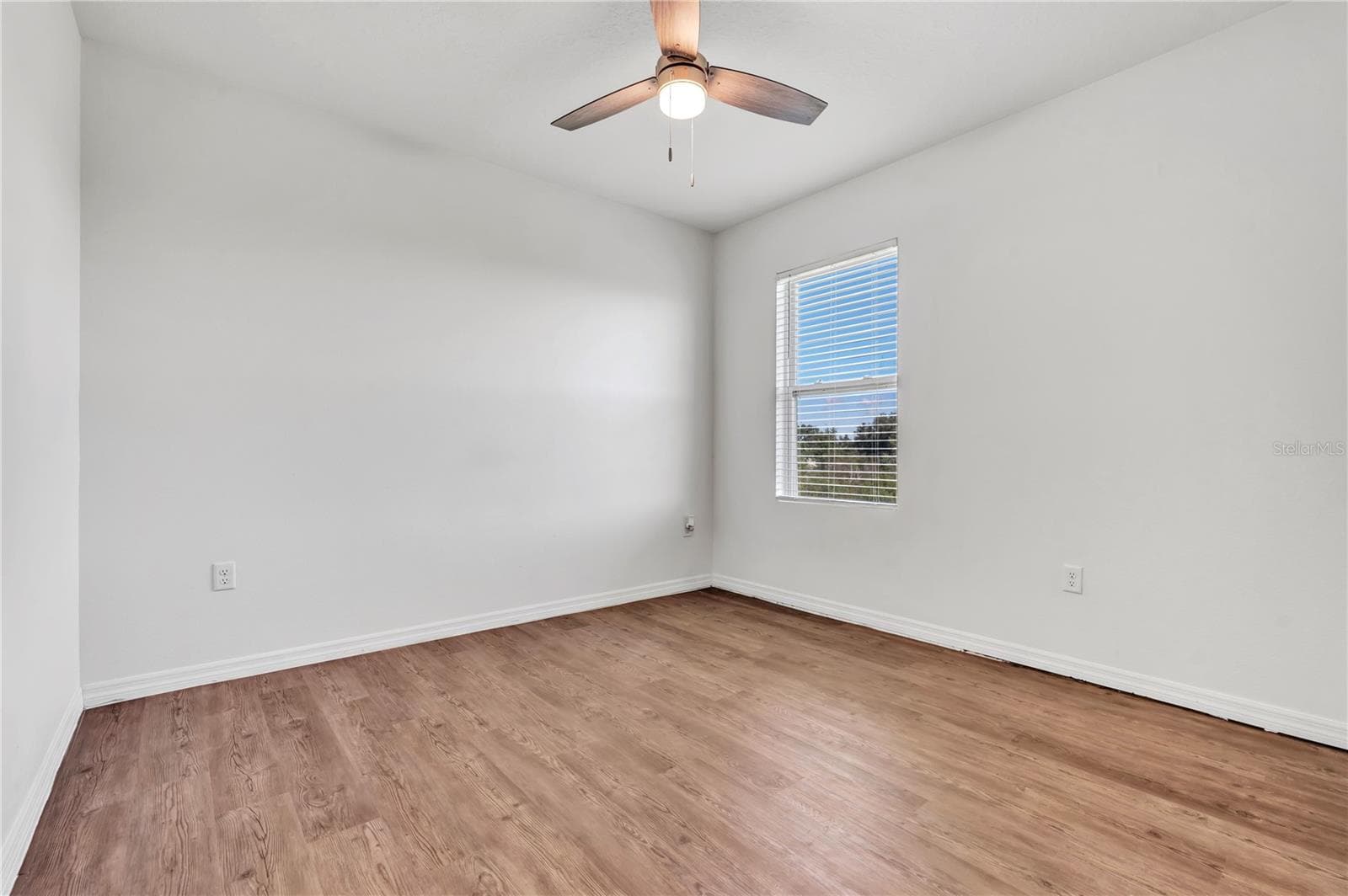 Single Family Residence at 792 BROOKLET DR, DAVENPORT, photo 18 of 38