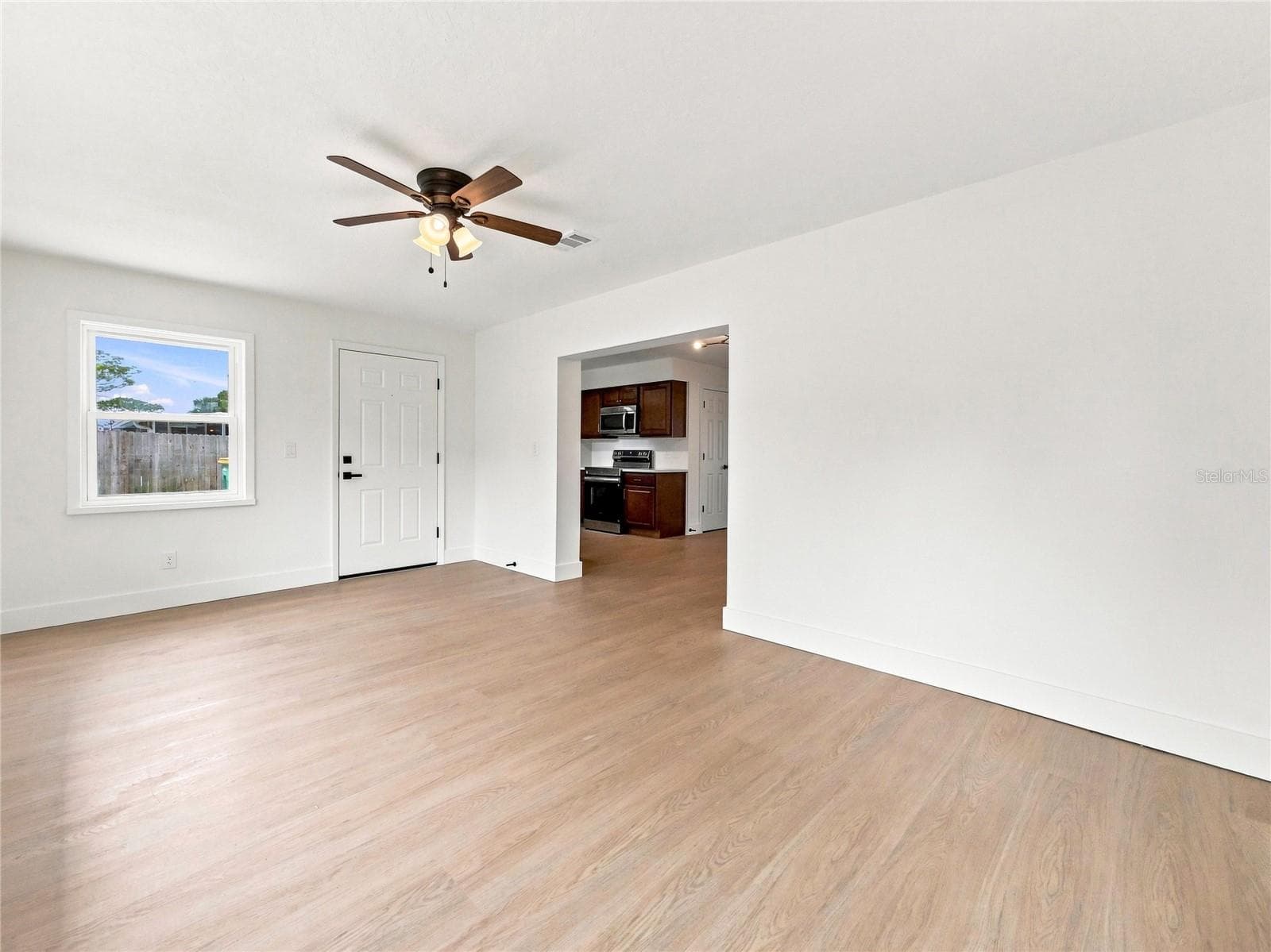 Single Family Residence at 135 IGUALA DR, KISSIMMEE, photo 11 of 35