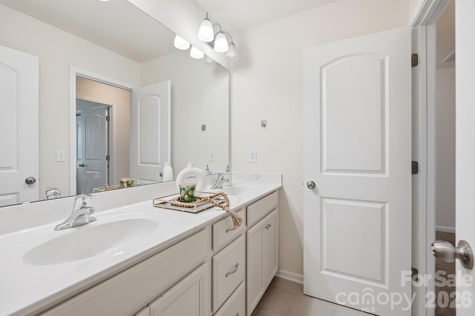 Single Family Residence at 19020 Hawk Haven Lane, Charlotte, photo 24 of 35
