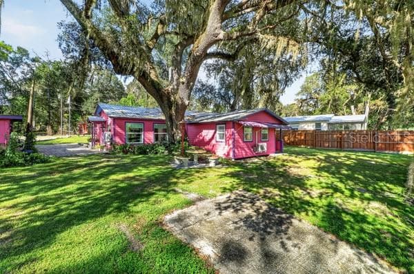 Single Family Residence at 11717 E SALMON DR, FLORAL CITY, photo 8 of 49