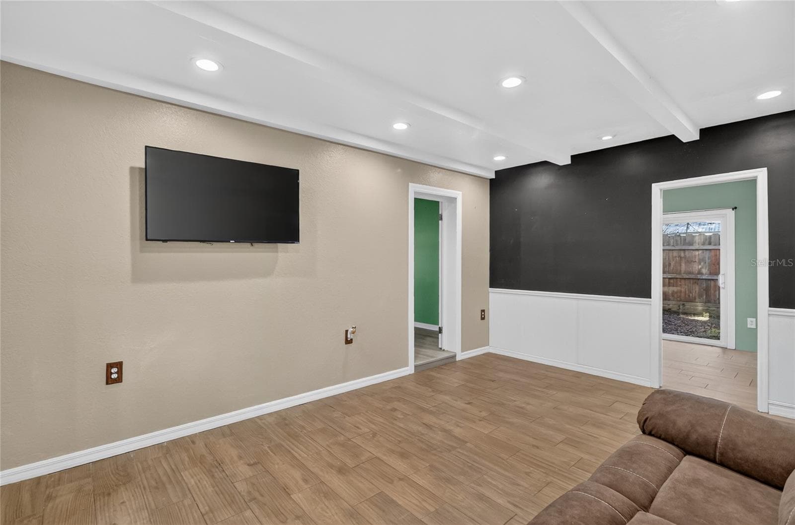 Single Family Residence at 11717 E SALMON DR, FLORAL CITY, photo 21 of 49