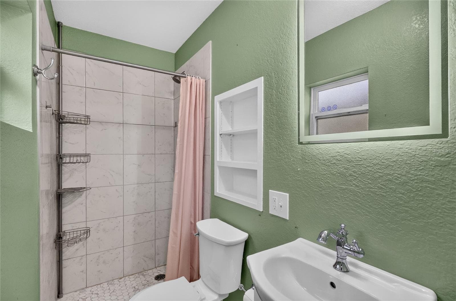 Single Family Residence at 11717 E SALMON DR, FLORAL CITY, photo 32 of 49