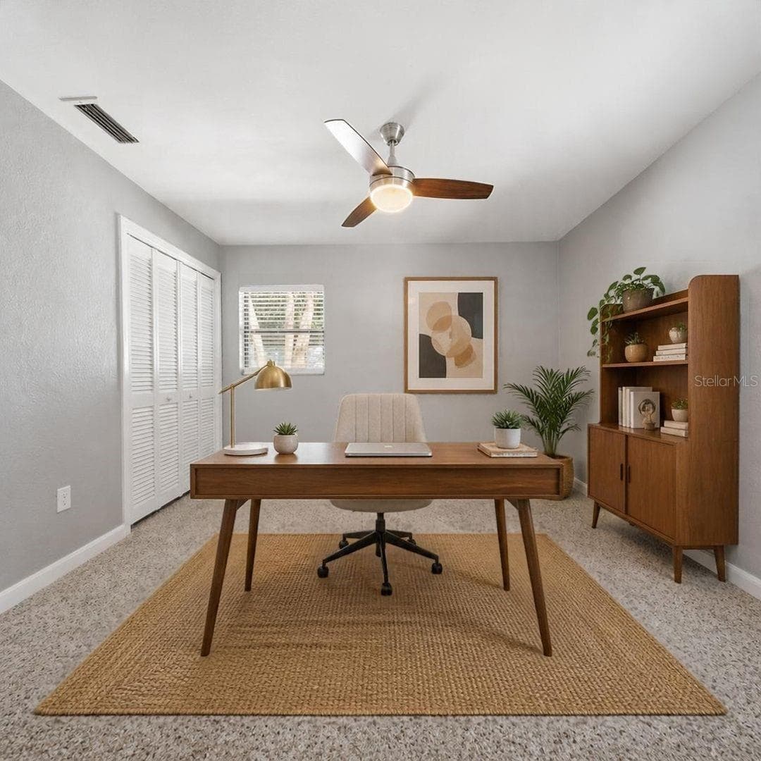 Single Family Residence at 111 E LAUREN CT, FERN PARK, photo 20 of 33