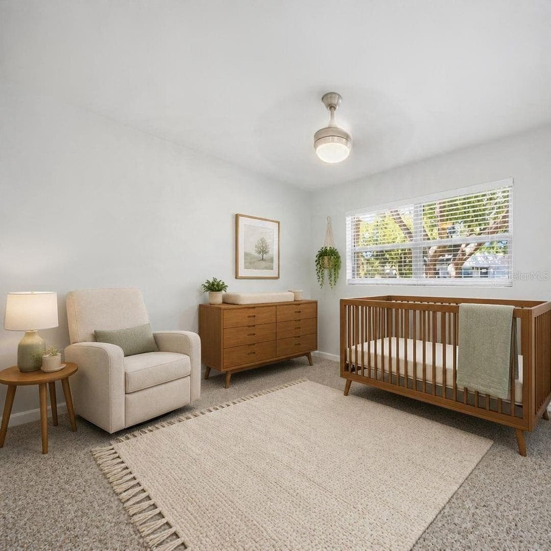 Single Family Residence at 111 E LAUREN CT, FERN PARK, photo 22 of 33