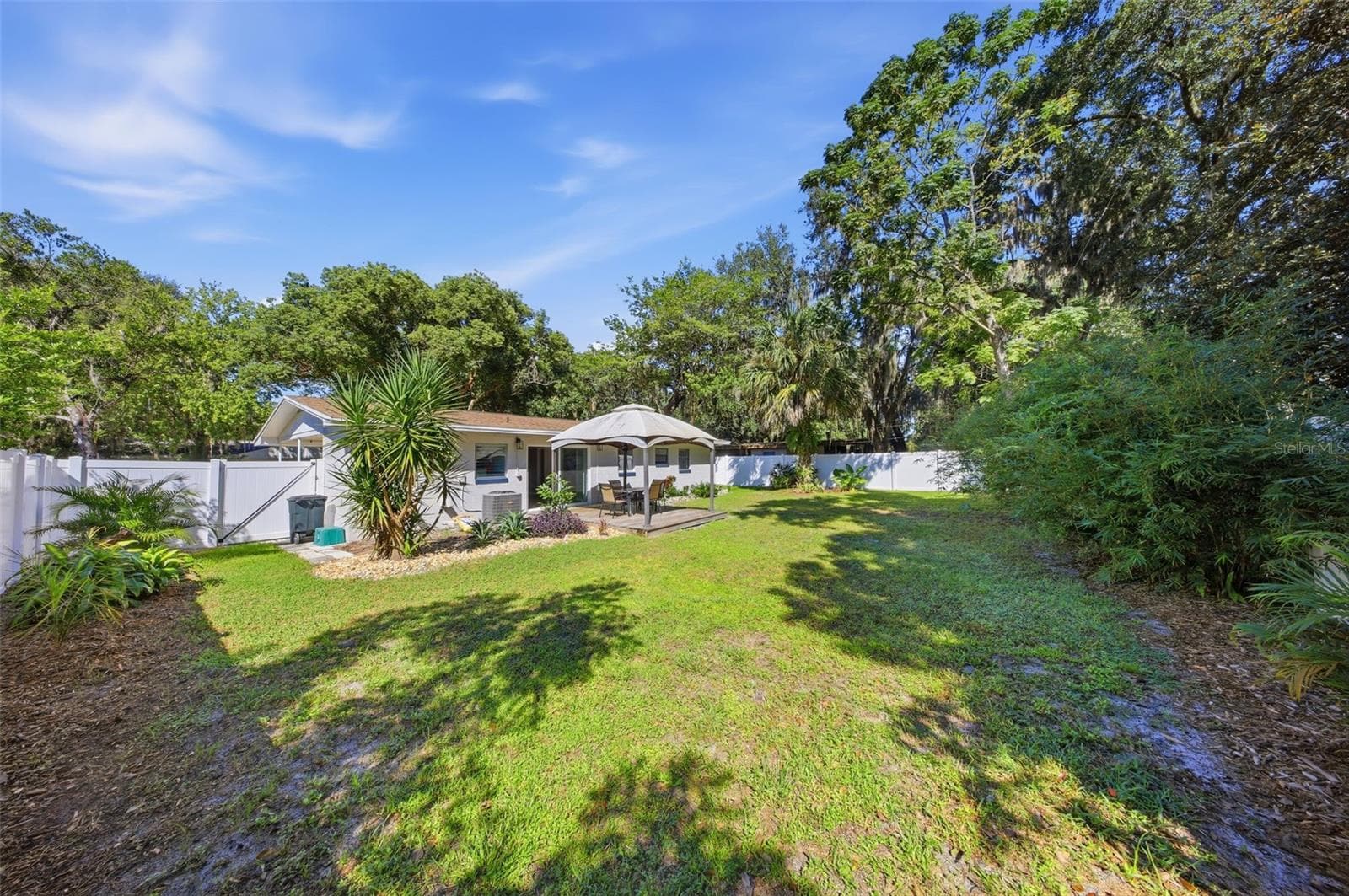 Fenced in backyard - 111 E LAUREN CT, FERN PARK