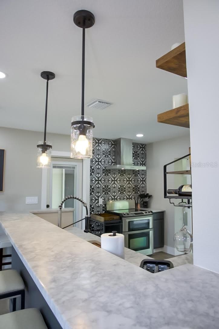 Kitchen - 405 MANOR BLVD, PALM HARBOR