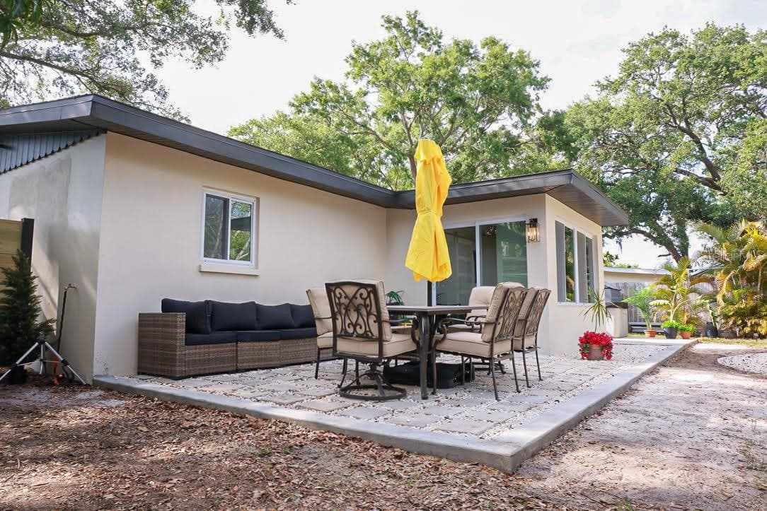 Fully Furnished - 405 MANOR BLVD, PALM HARBOR